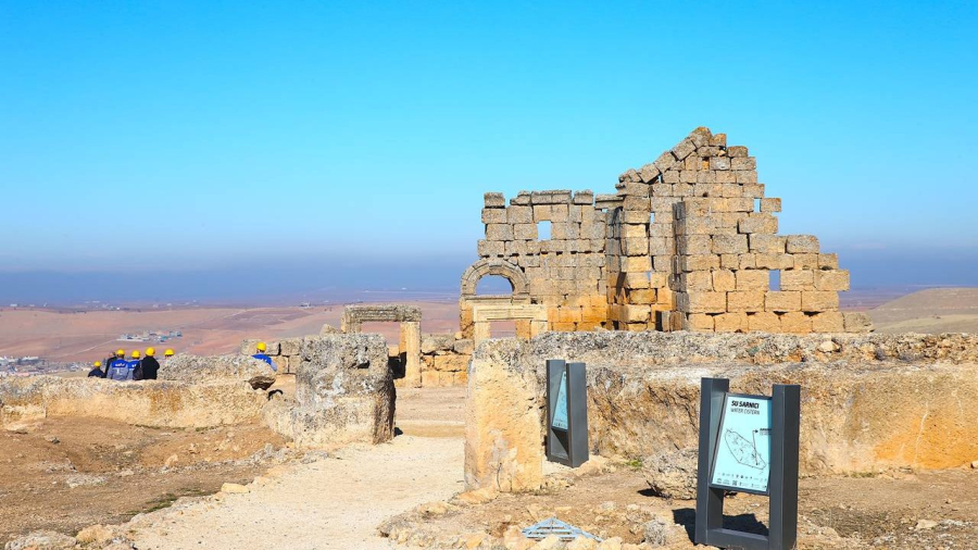 Zerzevan Kalesi’ndeki kazılar Mithras ve Surların sırrına kilitlendi